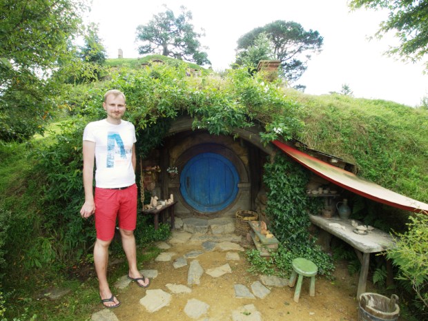 eingang-zum-hobbithaus