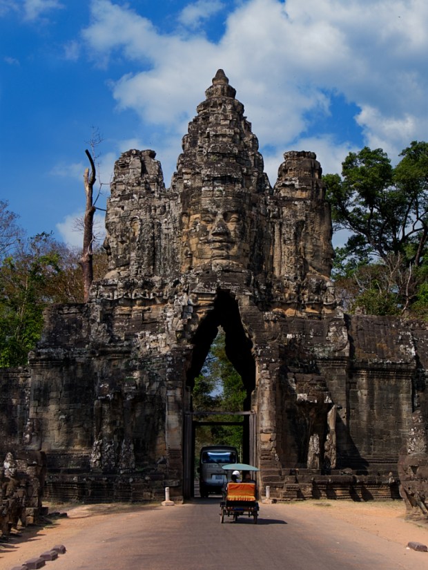 Angkor_ThomSouthGate