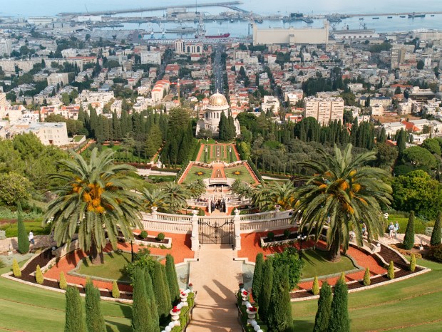 Haifa_BahaiGardenTop